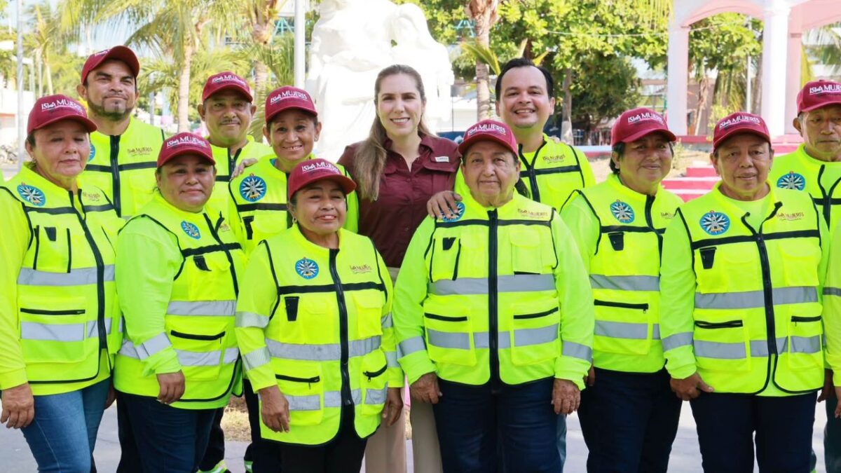 Refuerzan recolección de basura y limpieza urbana en Isla Mujeres