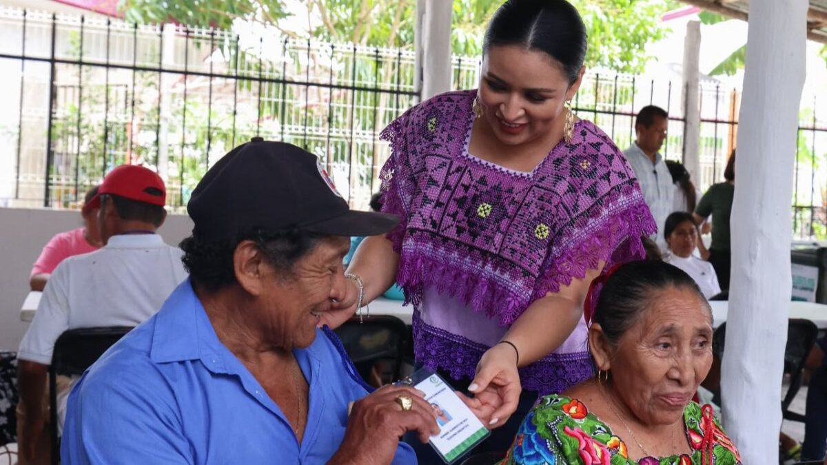 Blanca Merari Tziu Puerto Morelos bienestar social