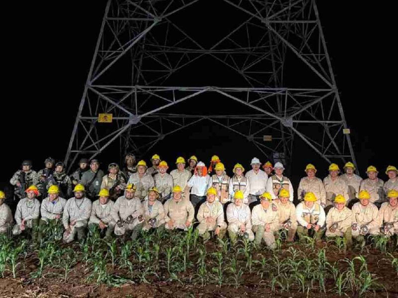 CFE restablece 100% el servicio eléctrico en Quintana Roo y 3 estados más tras sufrir vandalismo en sus líneas