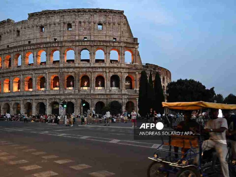 Noche trágica en el Coliseo de Roma; joven pierde la vida y lo cierran al público