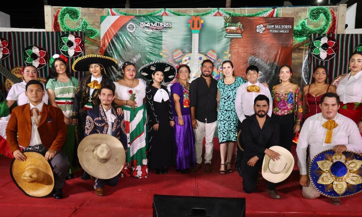Avanzan 10 semifinalistas en Cántale a México con el Corazón