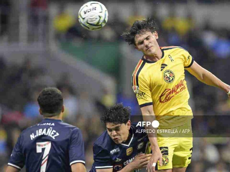 Cruz Azul sorprende al América y deja el liderato en manos del Toluca