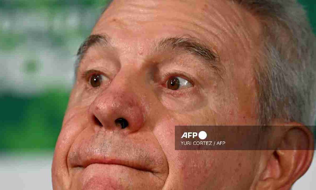 Javier Aguirre regresó a España.
