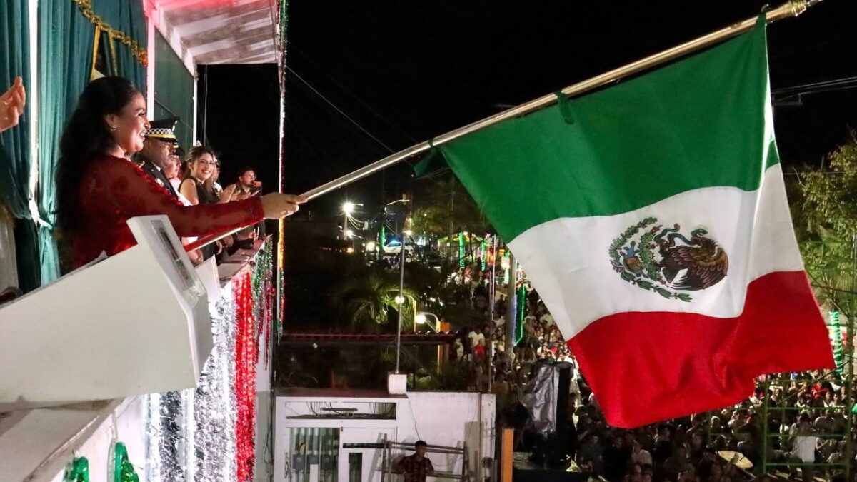 Grito de Independencia Puerto Morelos 2026: festejos y show