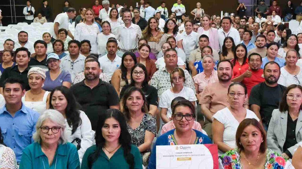 Mara Lezama mantiene apoyo a las pequeñas empresas.