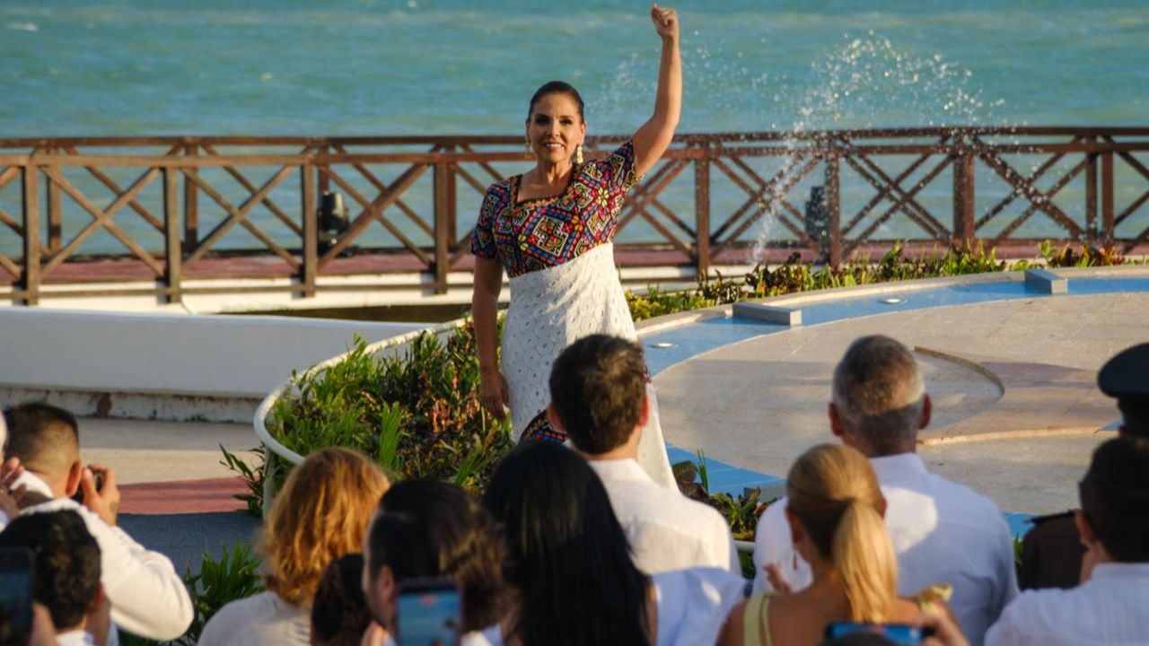 Mara Lezama durante la presentación de su Cuarto Informe de Gobierno en Chetumal, Quintana Roo