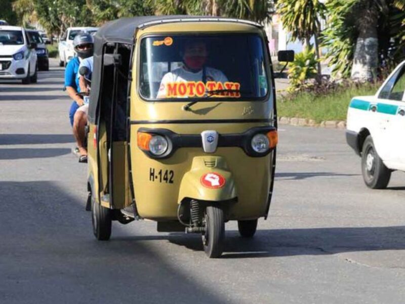 ¡No se van! Mototaxis en Cancún se integran como transporte de "última milla"