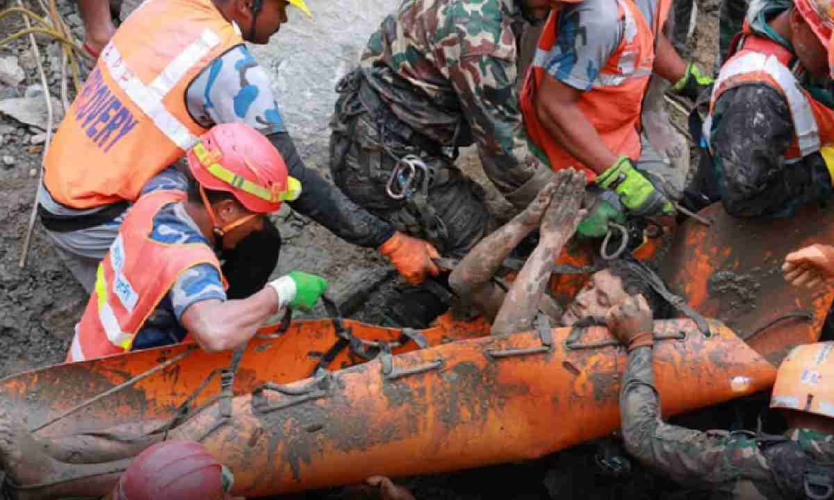 Siguen los trabajos de búsqueda en Nepal.