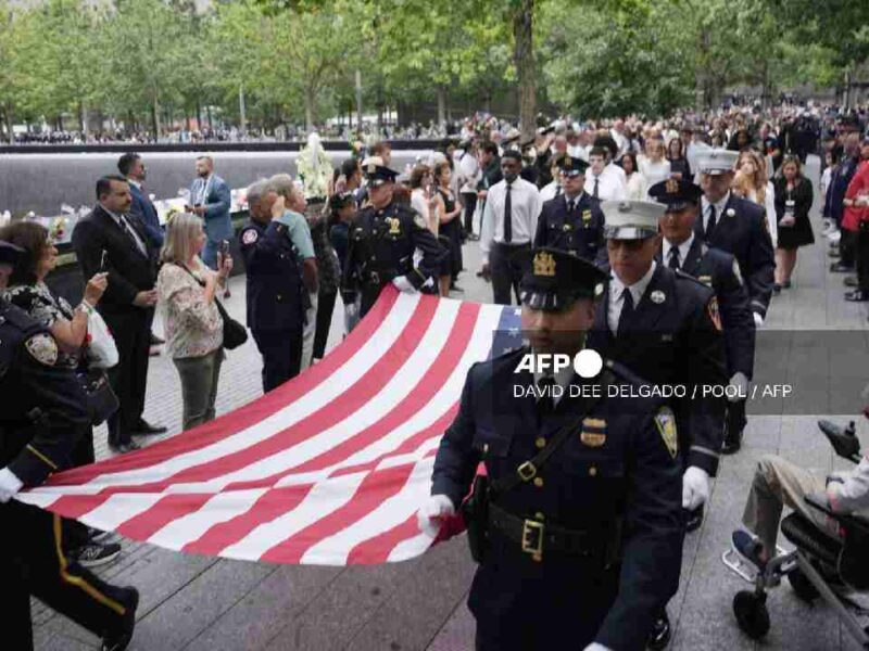 Nueva York recuerda el 11-S entre homenajes, polémica y una ausencia que hace ruido