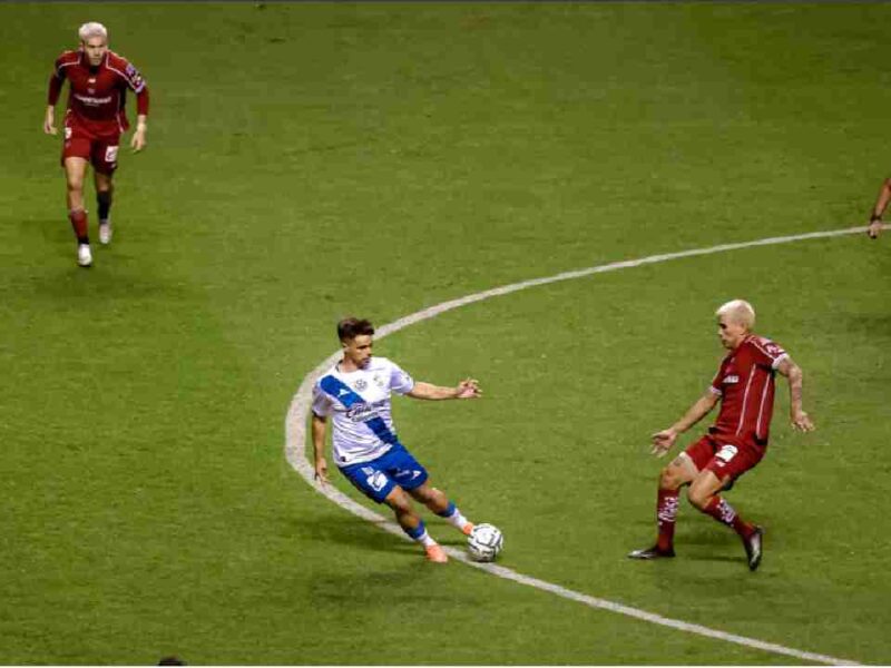 Poco le duró el gusto a Chivas: Toluca le arrebata el liderato general al vencer al Puebla