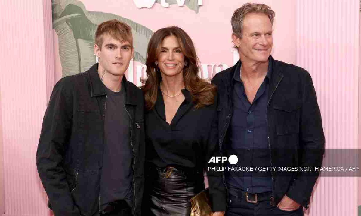 Muere el modelo Presley GErber.