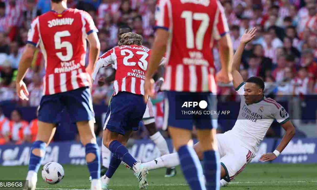 Real Madrid perdió ante el Atlpetico.