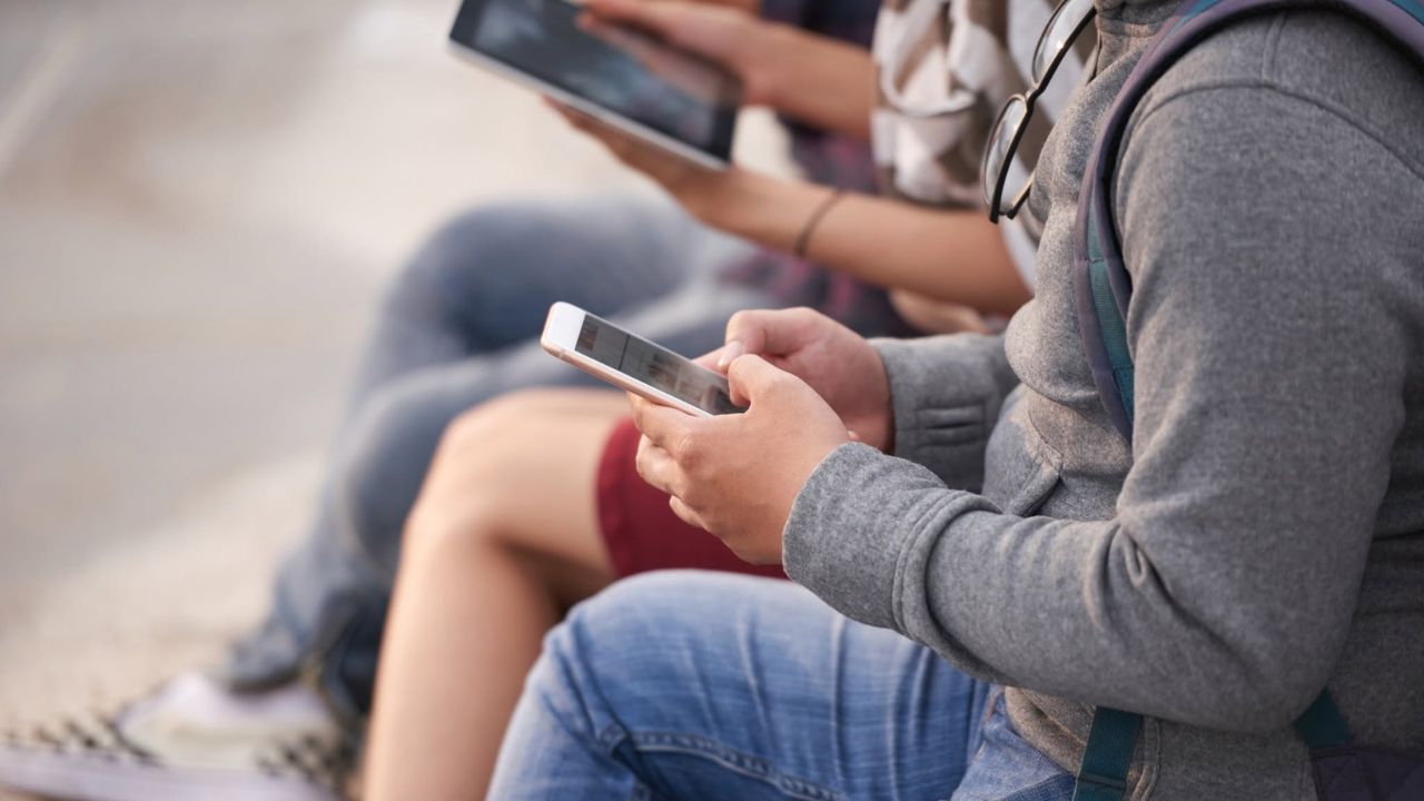 Inicia plan de restricción de celulares en primarias y secundarias