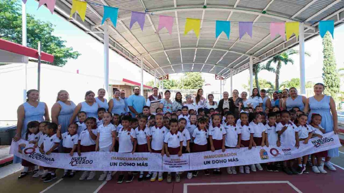 Escuela Juana de Asbaje tiene domo.